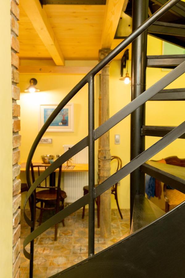 Artistic Apartment Budapest Bagian luar foto