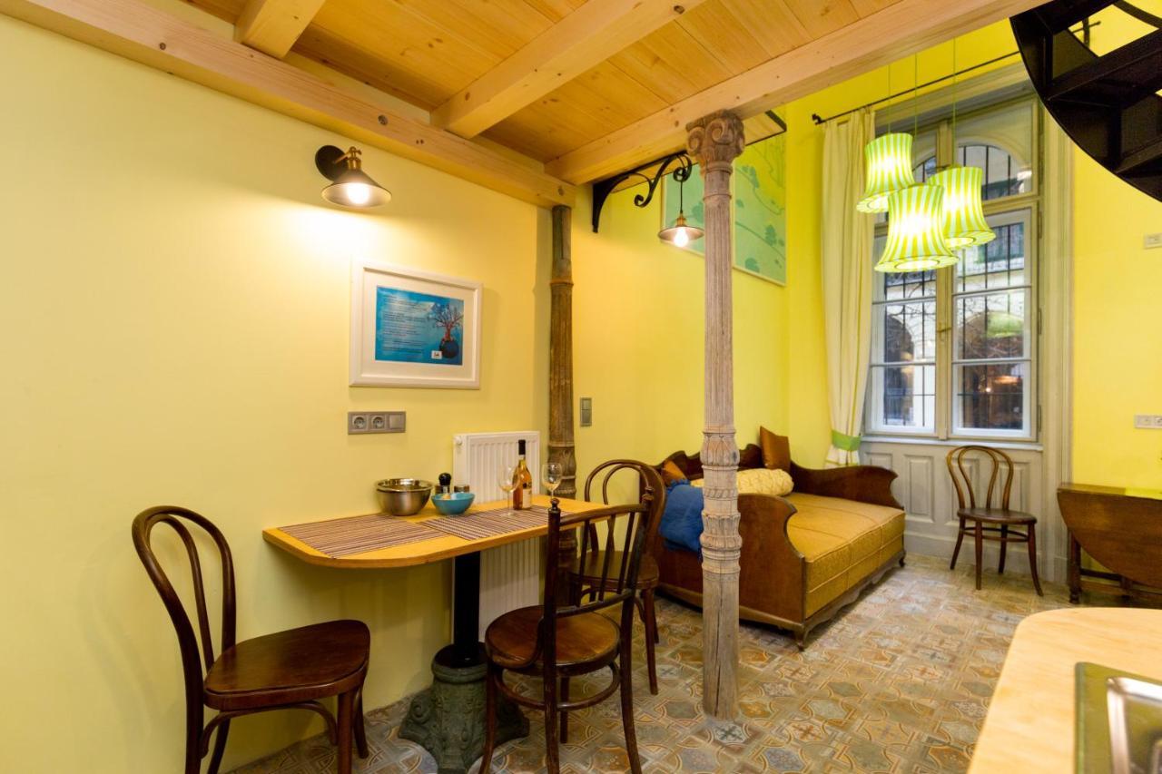 Artistic Apartment Budapest Bagian luar foto